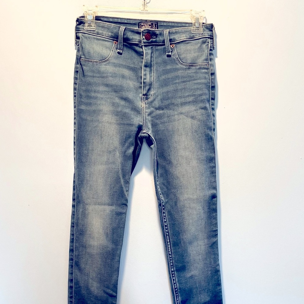 Abercrombie & Fitch High Rise Jean Legging